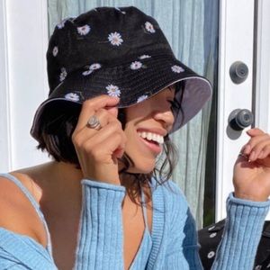 Reversible Bucket Hat by alice + olivia (Tags Excluded)
